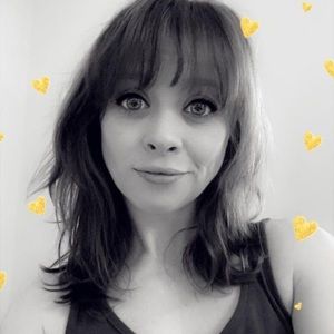 Meet your Posher, Val